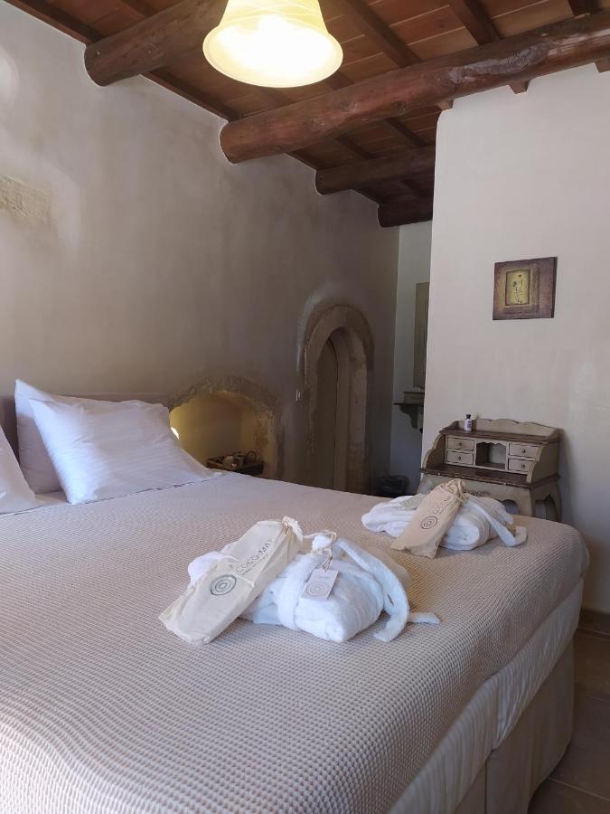 Wild Violet Villa: An Old Vision Of Luxury Melidhónion Exterior foto