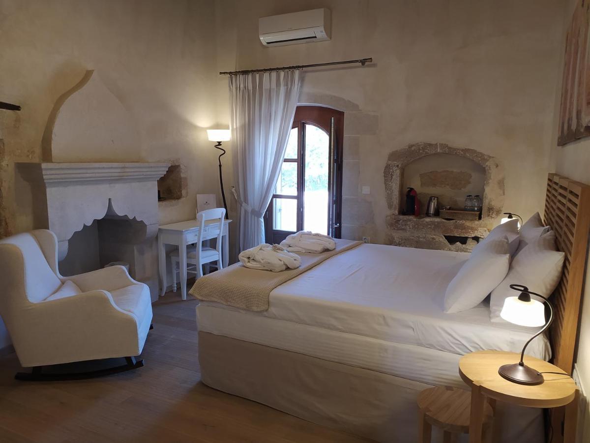 Wild Violet Villa: An Old Vision Of Luxury Melidhónion Exterior foto