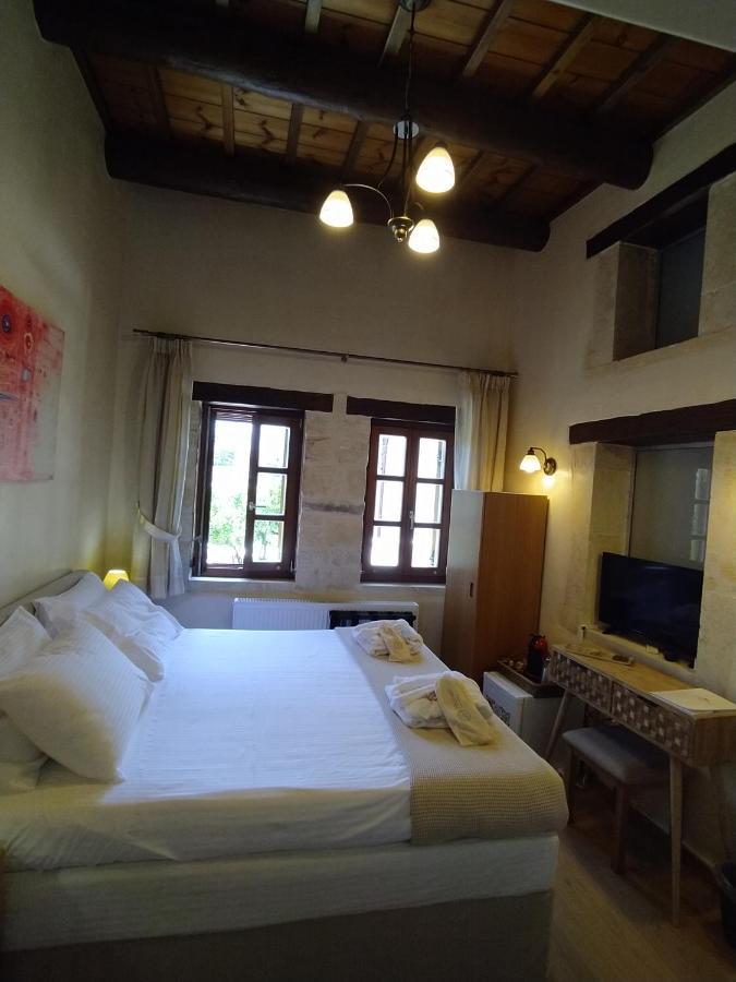 Wild Violet Villa: An Old Vision Of Luxury Melidhónion Exterior foto